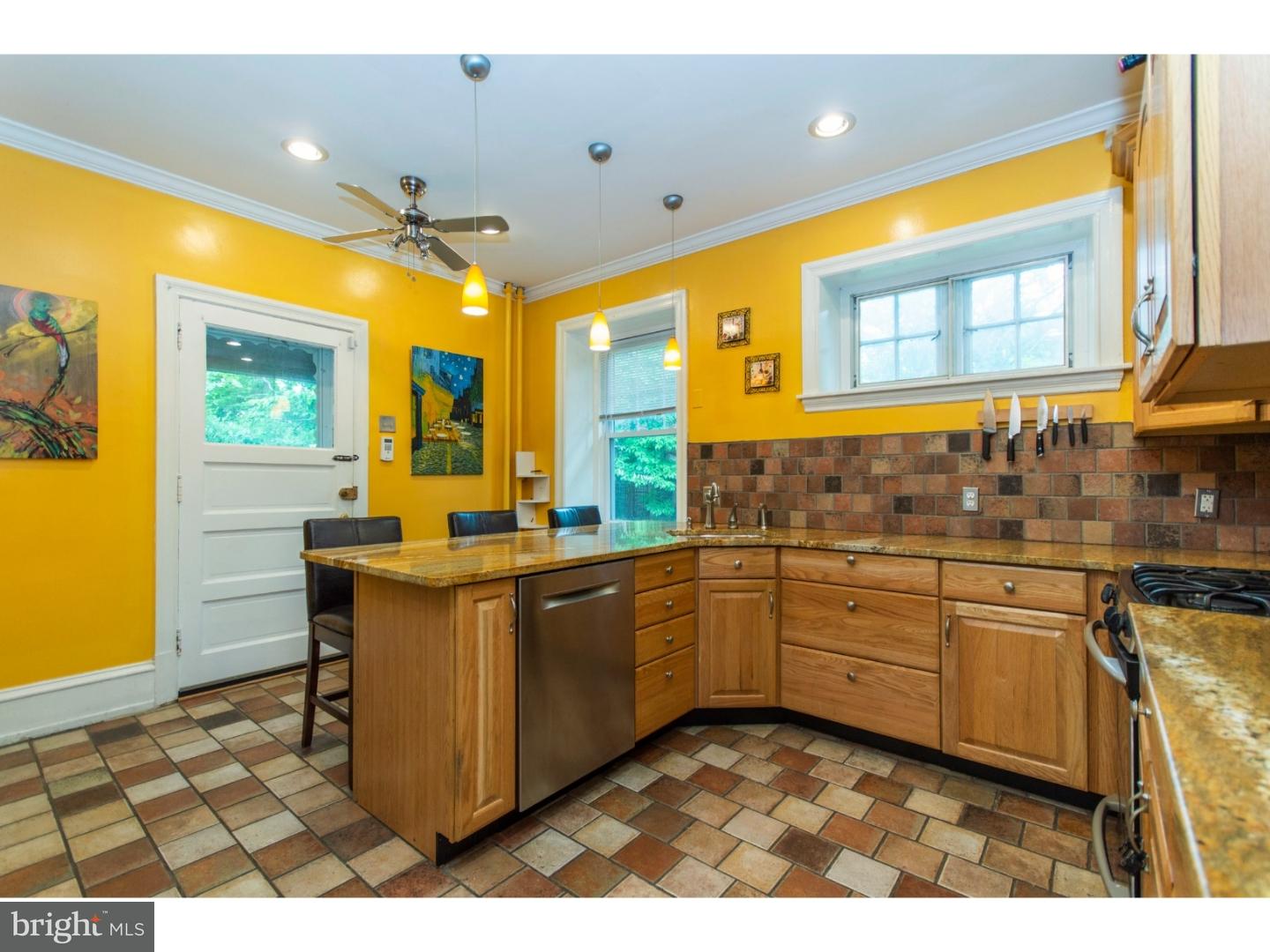 608 Vernon Road Philadelphia, PA 19119 - Photo 7 of 25