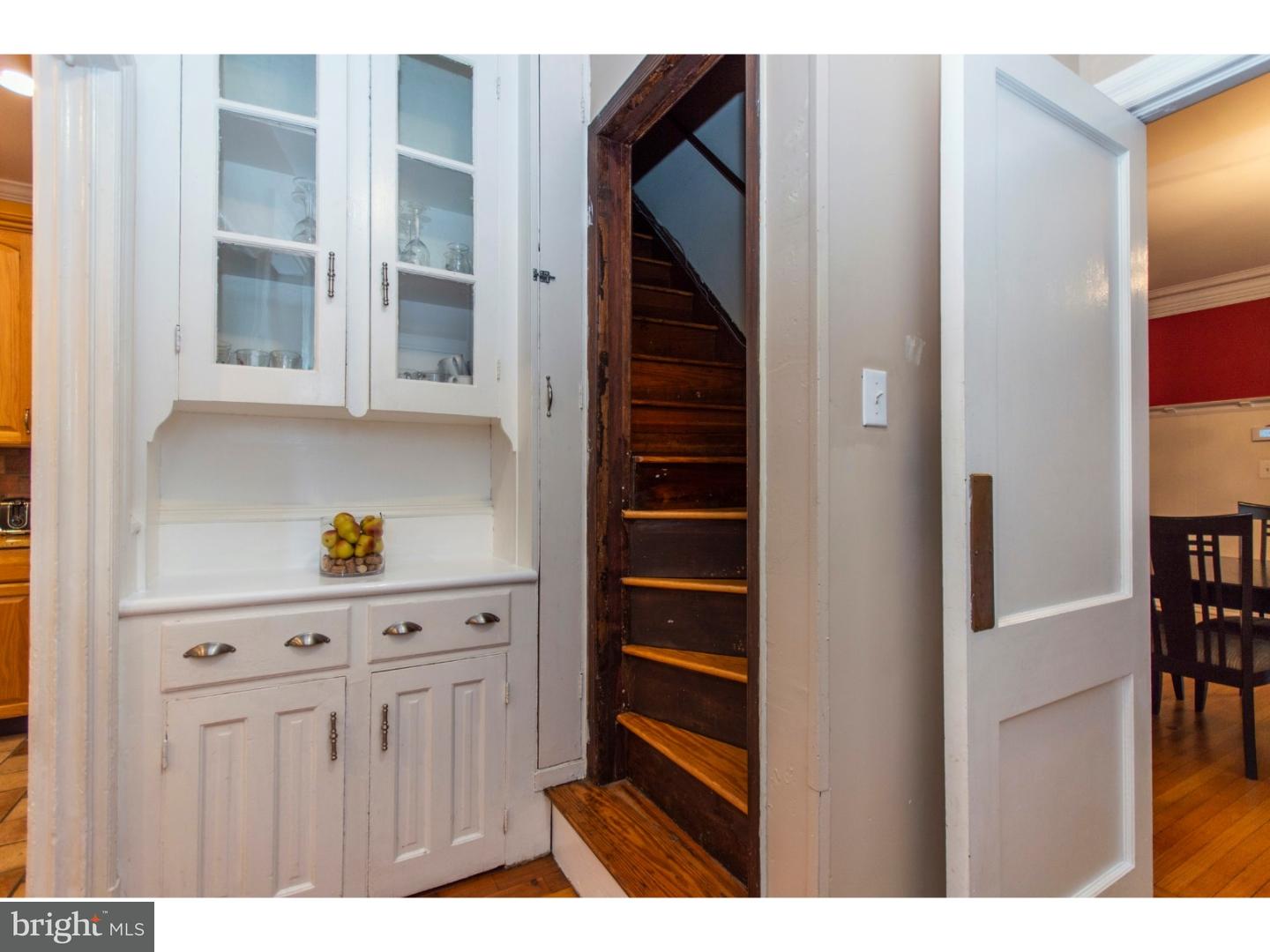 608 Vernon Road Philadelphia, PA 19119 - Photo 8 of 25