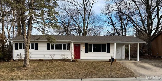 $239,900 | 1904 Sawyer Boulevard, St. Charles, MO 63301