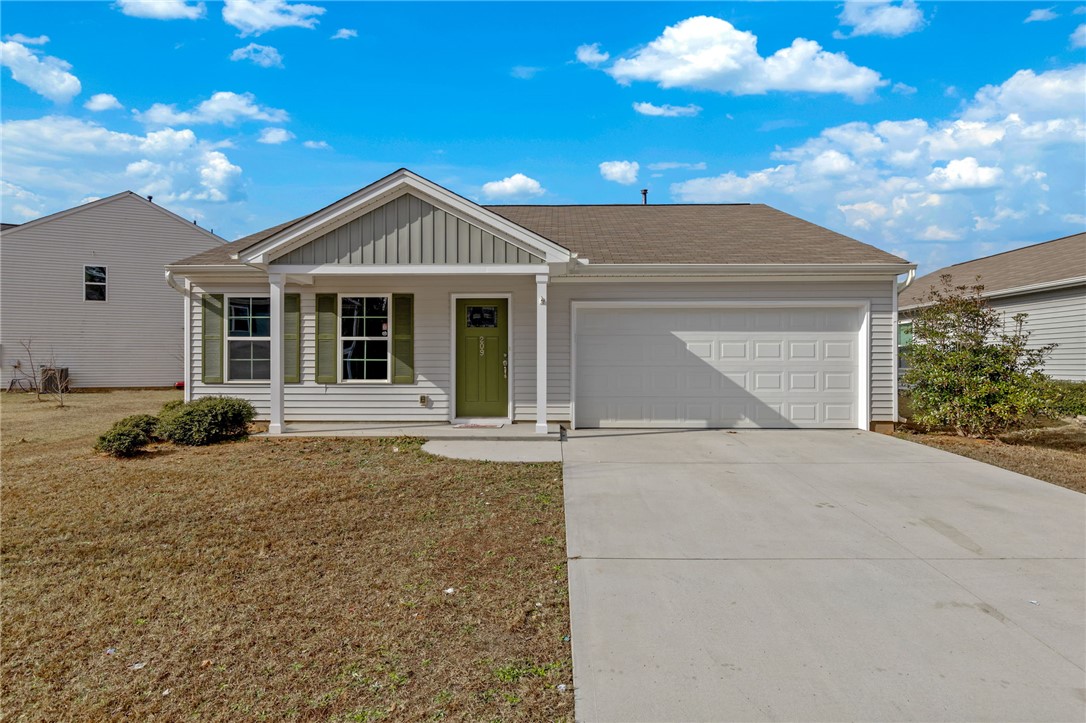 209 Celebration Avenue Anderson, SC 29625 - Photo 1 of 36
