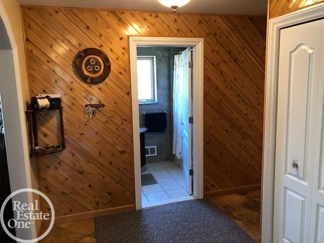 6470 Rattle Run Road St. Clair, MI 48079 - Photo 30 of 88 31374019-29.JPG
