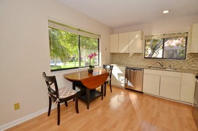 5530 Coach House Circle, Unit E Boca Raton, FL 33486 - Photo 7 of 19 Kitchen