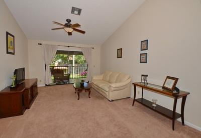 5530 Coach House Circle, Unit E Boca Raton, FL 33486 - Photo 10 of 19 Living Room