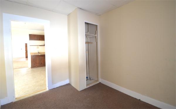 19 Whitcomb Street Webster, MA 01570 - Photo 11 of 30 Gallery Image 11