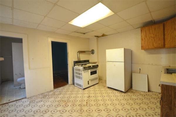 19 Whitcomb Street Webster, MA 01570 - Photo 13 of 30 Gallery Image 13