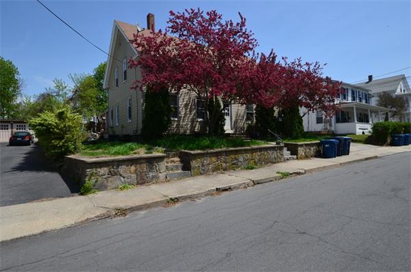 19 Whitcomb Street Webster, MA 01570 - Photo 2 of 30 Gallery Image 2