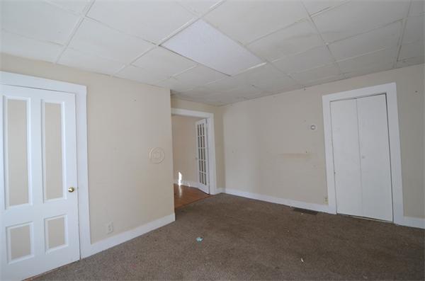 19 Whitcomb Street Webster, MA 01570 - Photo 7 of 30 Gallery Image 7