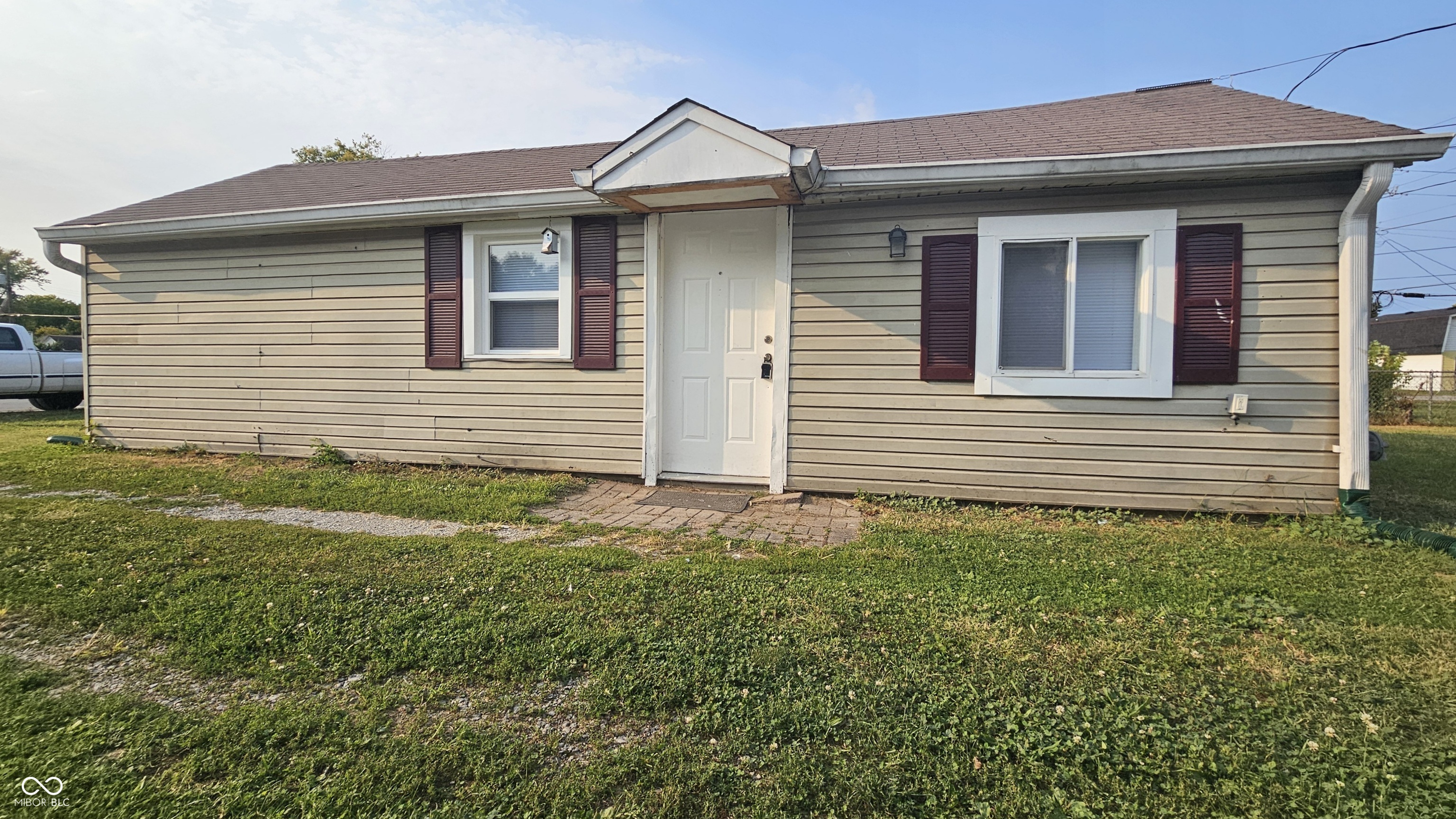 2603 Collier Street Indianapolis, IN 46241 - Photo 2 of 11