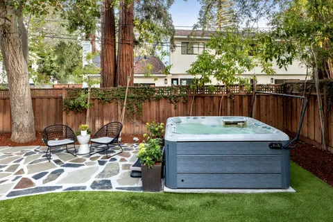 $7,500,000 | 1224 Whitaker Way, Menlo Park, CA 94025