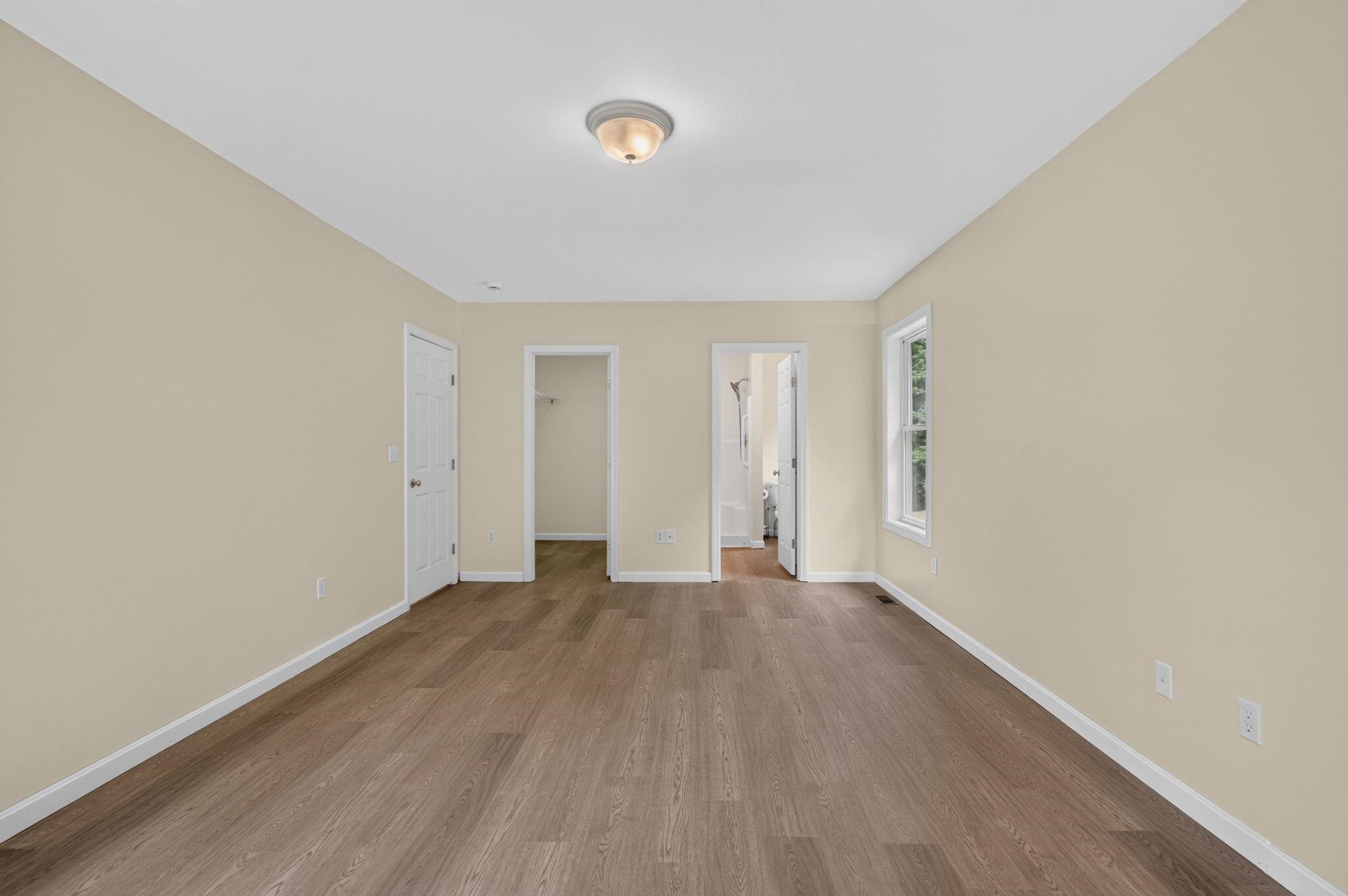 129 East Main Street Hampstead, NH 03826 - Photo 20 of 37