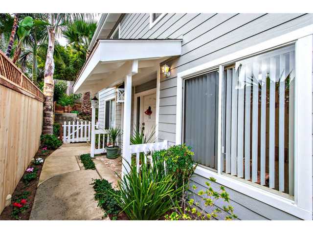 150-a Basil Street Encinitas, CA 92024 - Photo 3 of 25 side entry to largest unit