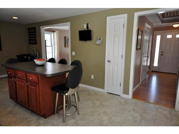 167 Stagecoach Road Barrington, NH 03825 - Photo 5 of 36