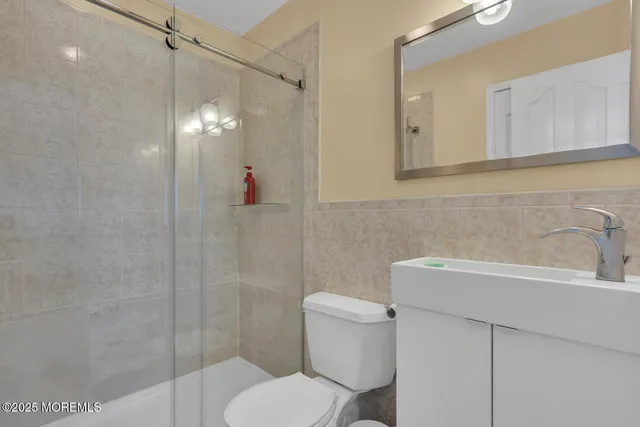 $8,950 | 115 North Ocean Avenue, Seaside Park, NJ 08752