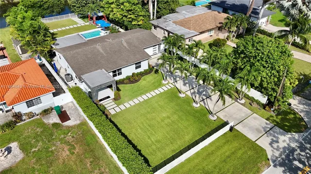 $14,000 | 14441 South Biscayne River Drive, Miami, FL 33161