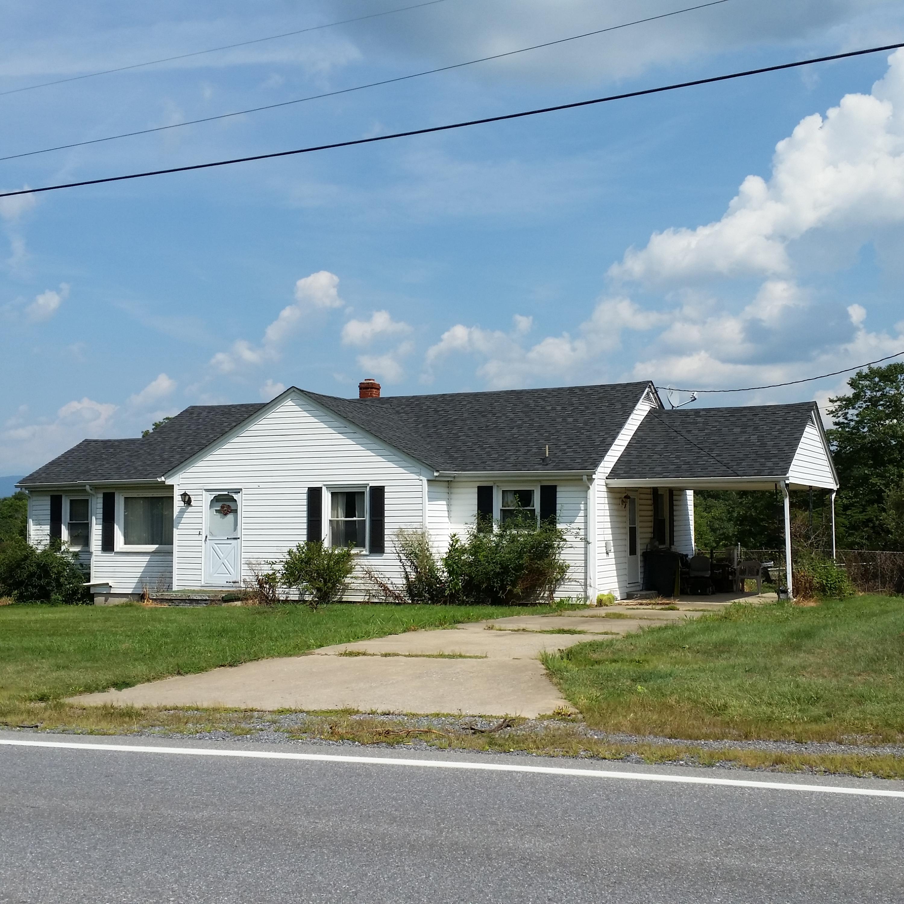 2620 Botetourt Road Fincastle, VA 24090 - Photo 1 of 14 20150809_153428