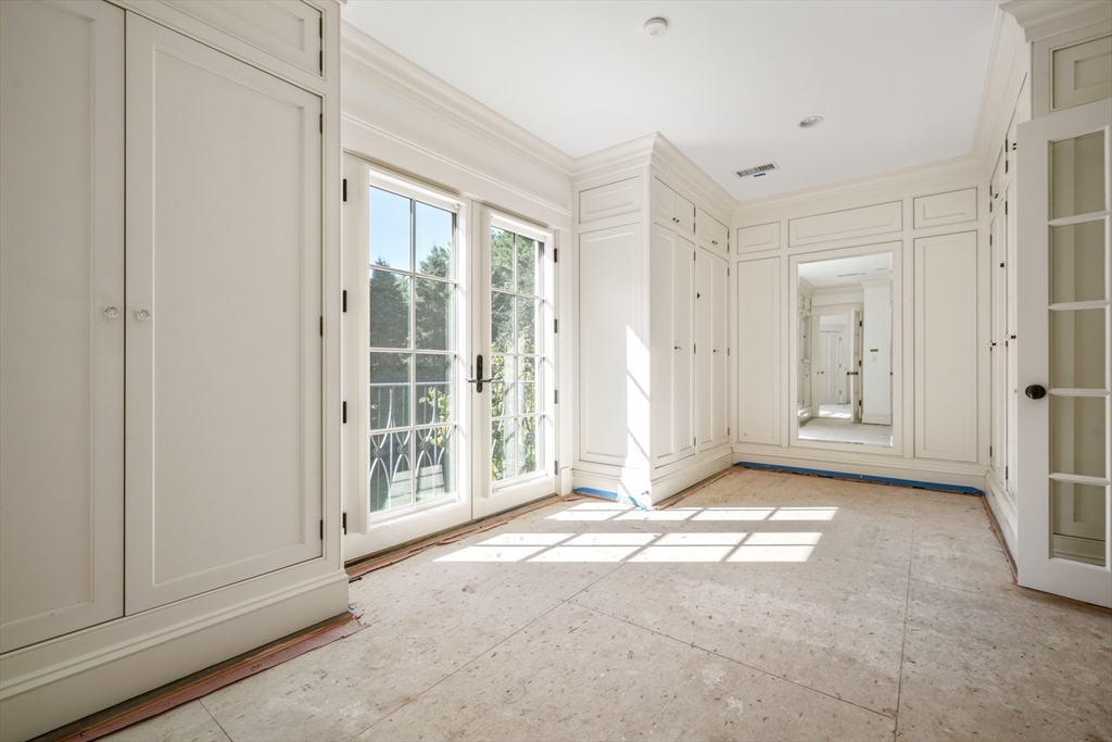 118 Woodland Road Brookline, MA 02467 - Photo 22 of 37 Gallery Image 22