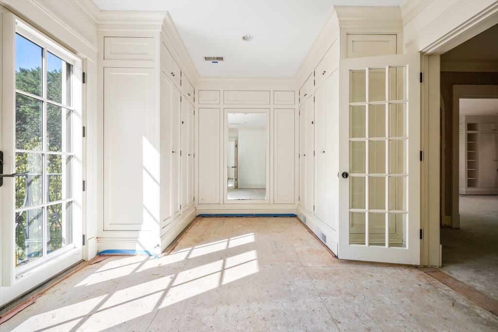 118 Woodland Road Brookline, MA 02467 - Photo 23 of 37 Gallery Image 23