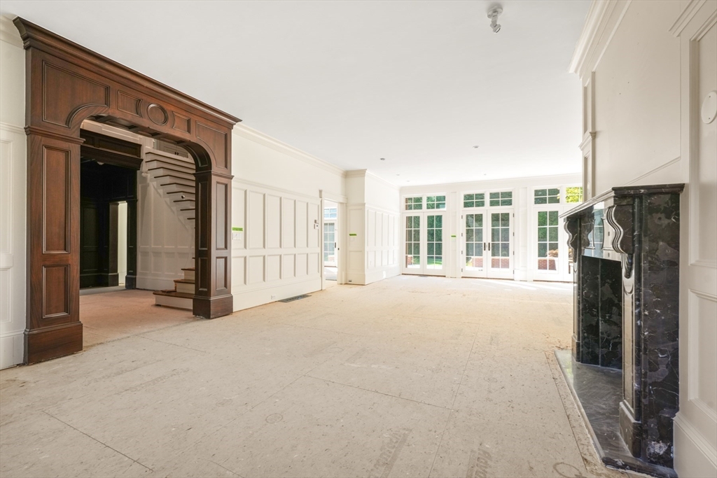 118 Woodland Road Brookline, MA 02467 - Photo 5 of 37 Gallery Image 5