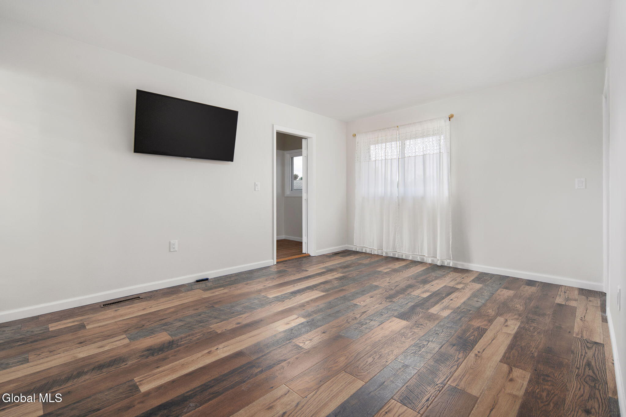 1412 Rocco Drive Guilderland, NY 12303 - Photo 27 of 71 28-1412RoccoDr_28