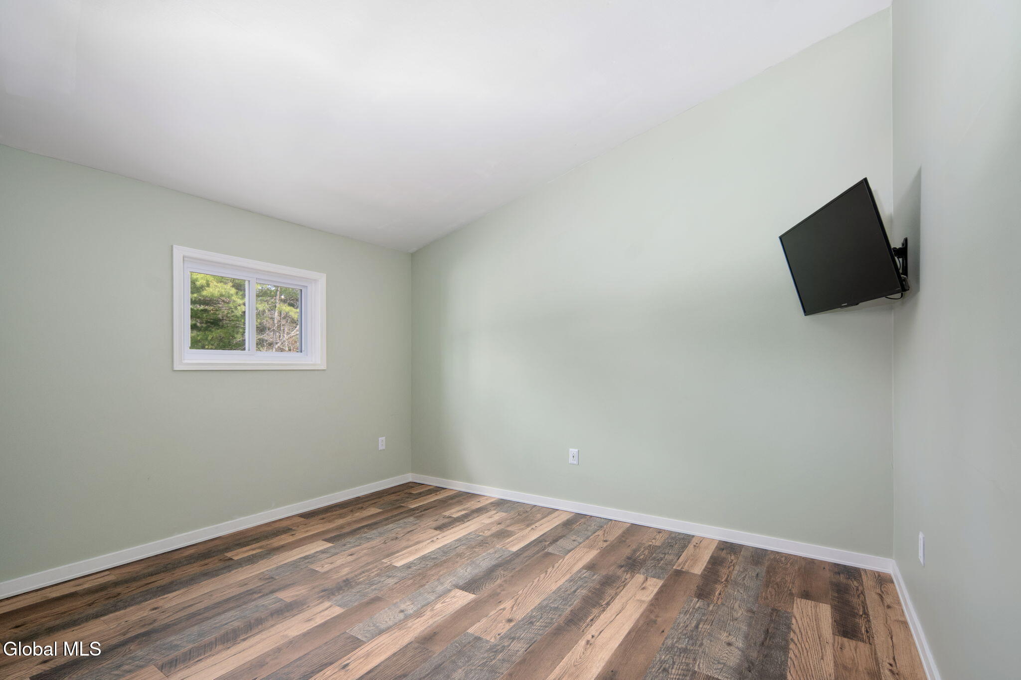 1412 Rocco Drive Guilderland, NY 12303 - Photo 39 of 71 40-1412RoccoDr_40