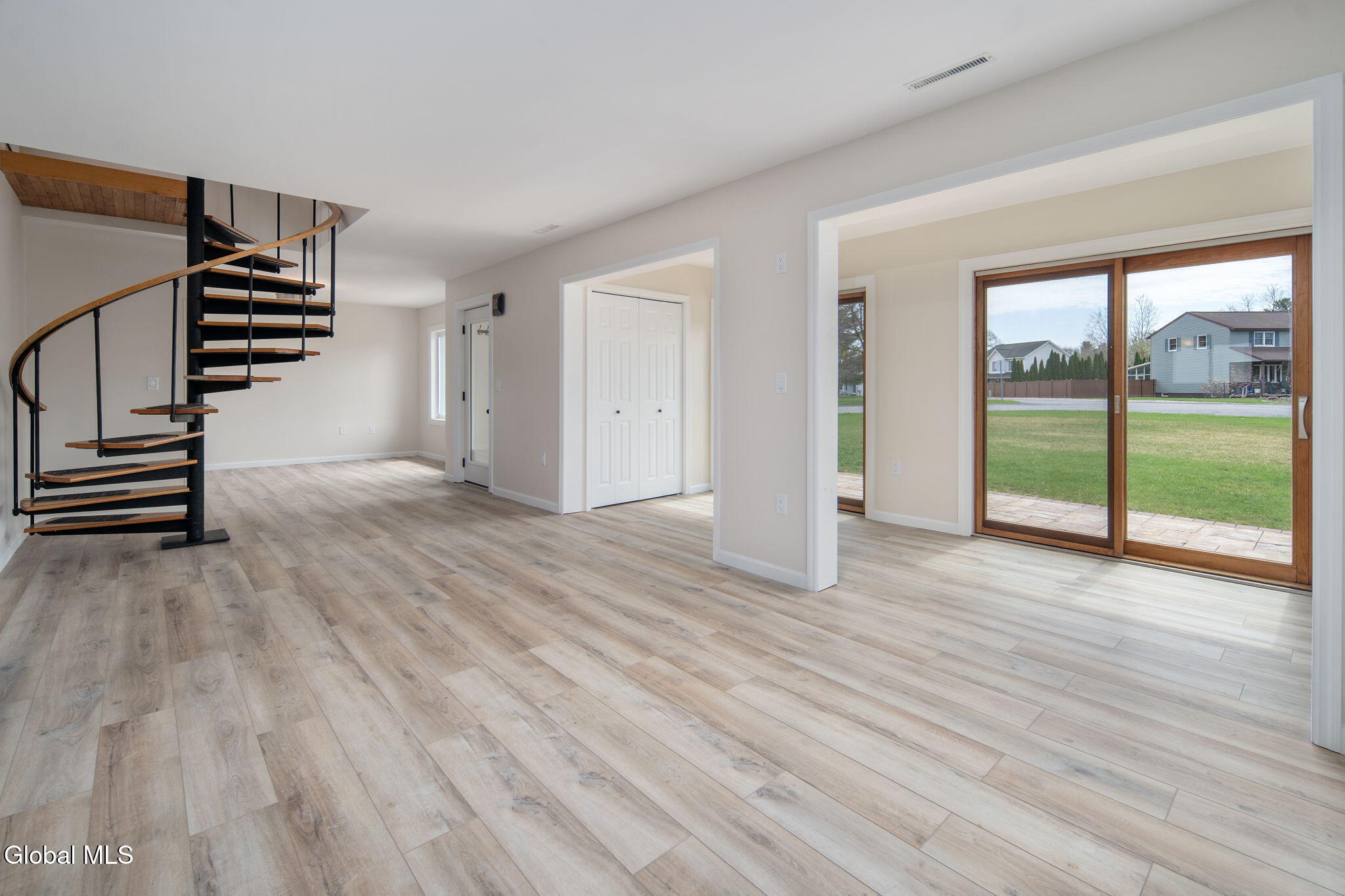 1412 Rocco Drive Guilderland, NY 12303 - Photo 4 of 71 8-1412RoccoDr_08