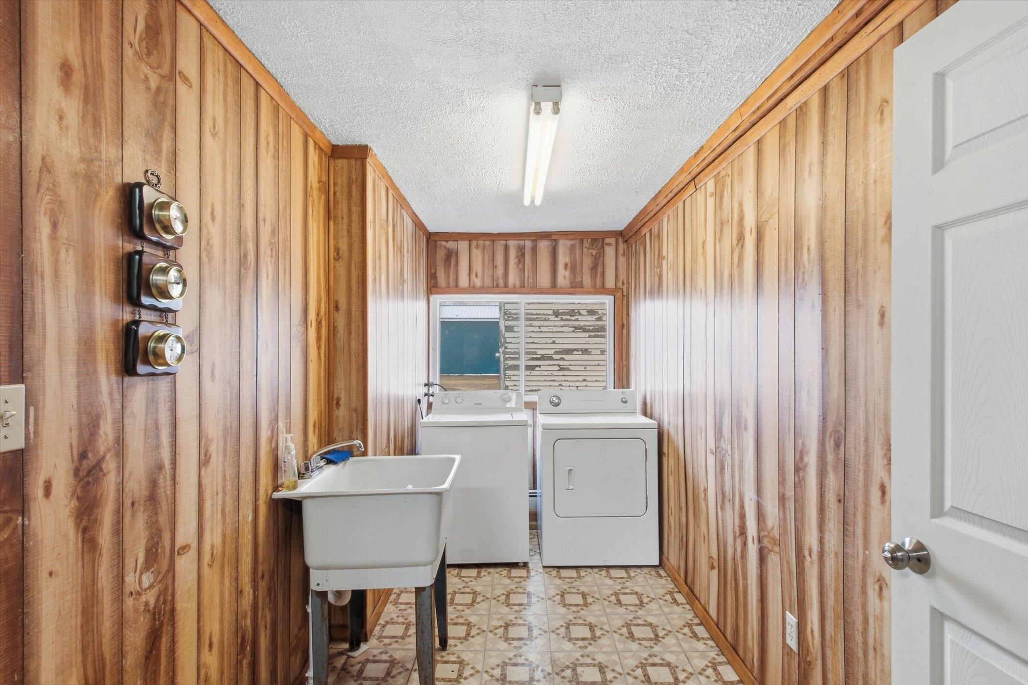 430 Bridge Avenue Alma, MI 48801 - Photo 19 of 66