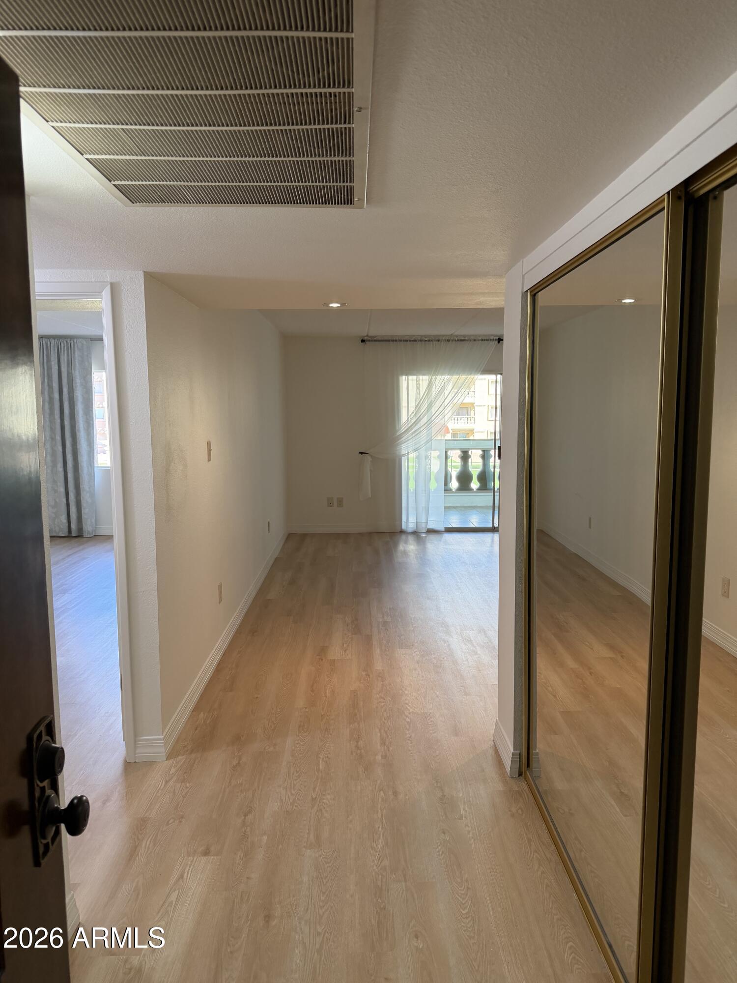 7950 East Camelback Road, Unit 212 Scottsdale, AZ 85251 - Photo 2 of 39 IMG_9031