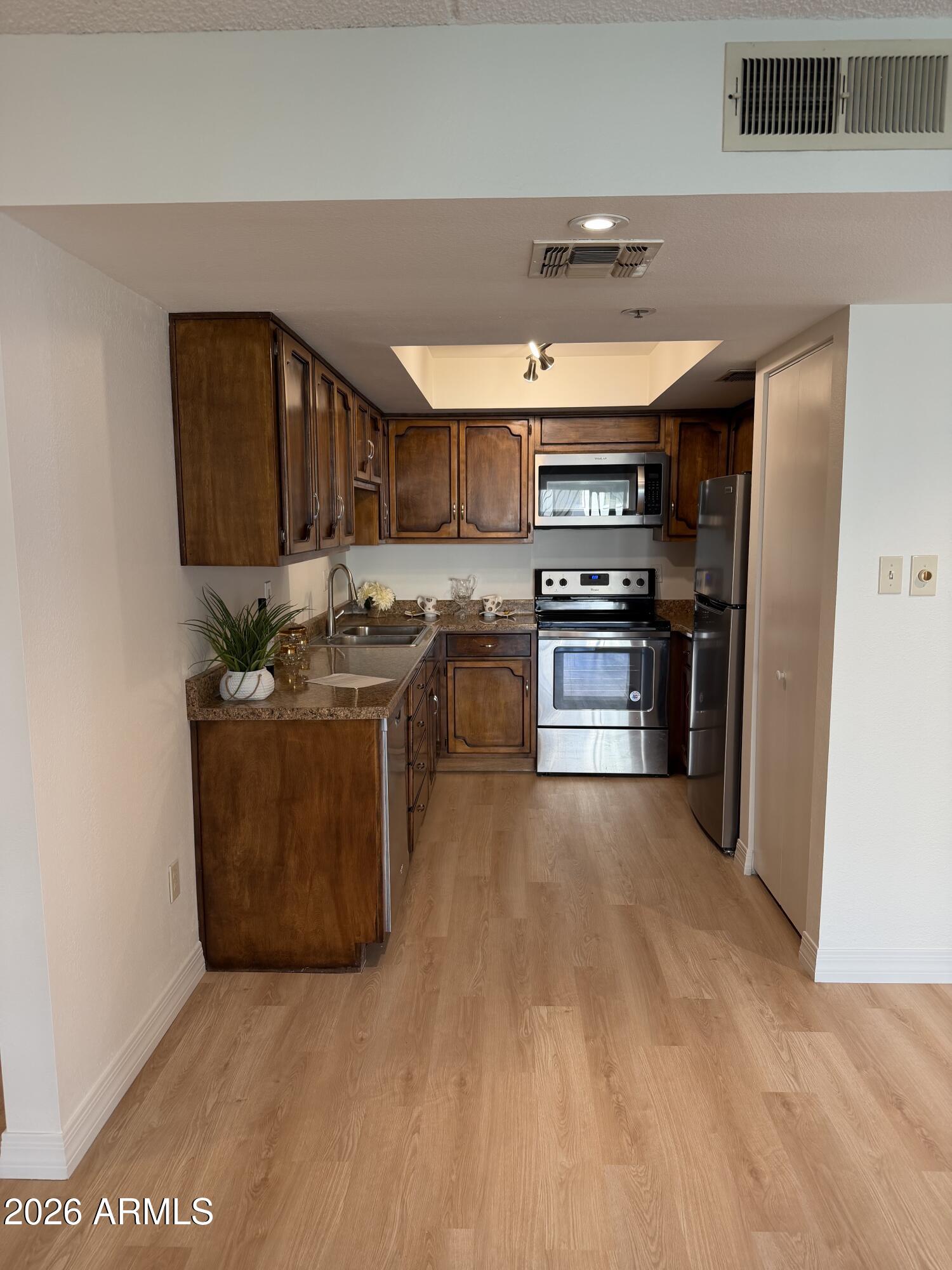 7950 East Camelback Road, Unit 212 Scottsdale, AZ 85251 - Photo 6 of 39 IMG_9037