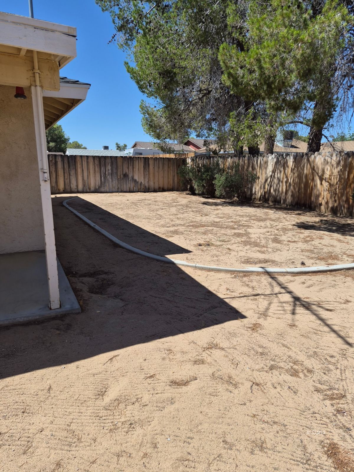 325 South Lincoln Street Ridgecrest, CA 93555 - Photo 33 of 35