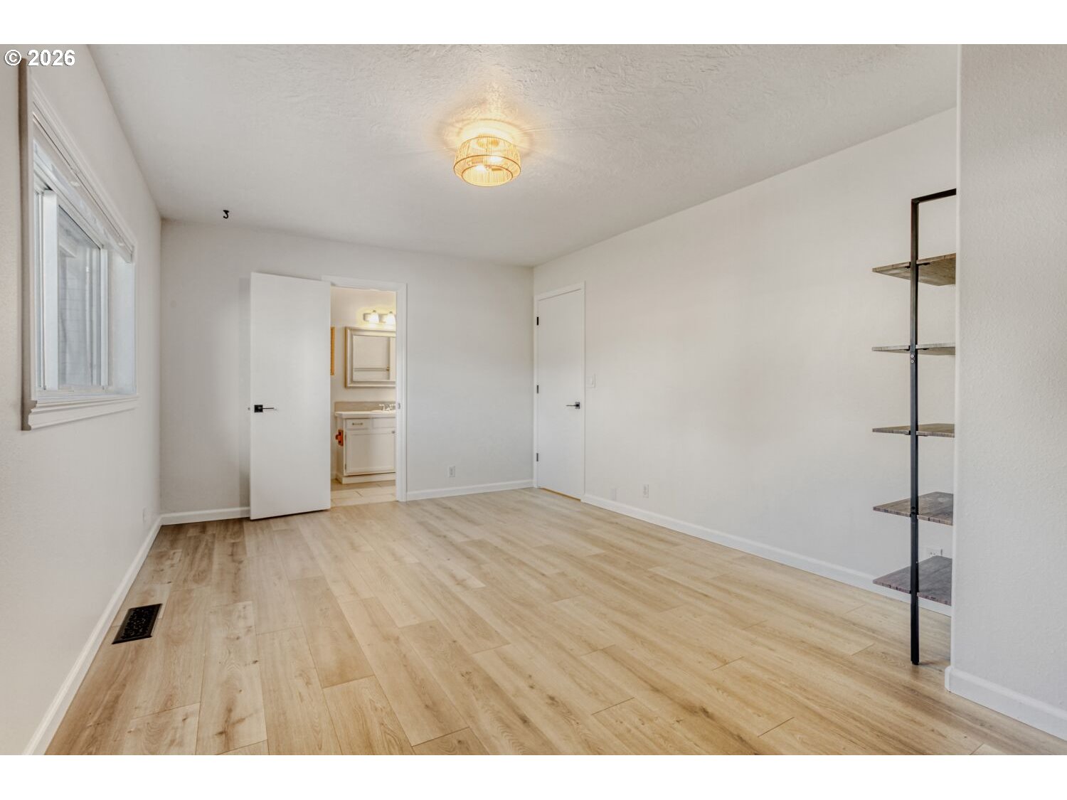 17741 Southeast Marie Street Portland, OR 97236 - Photo 14 of 37