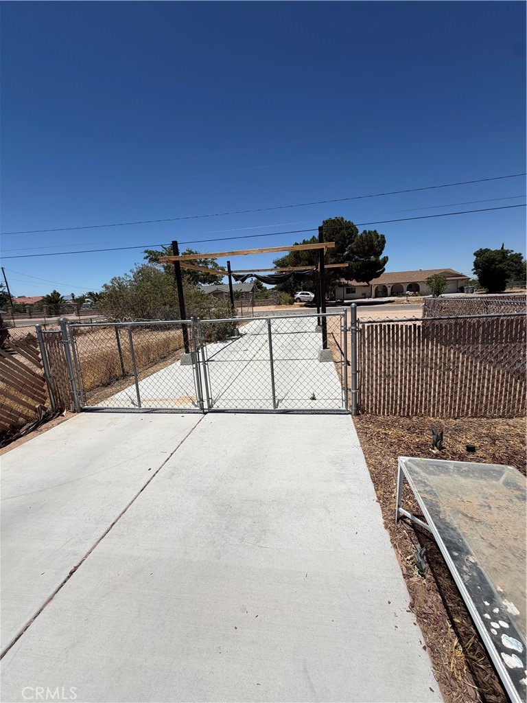 10623 4th Hesperia, CA 92345 - Photo 25 of 54