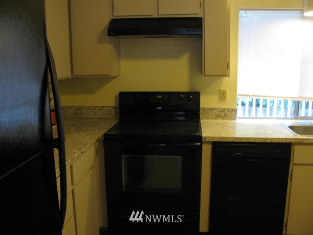 15919 Southeast 179th Street Renton, WA 98058 - Photo 11 of 16 Gallery Image 11
