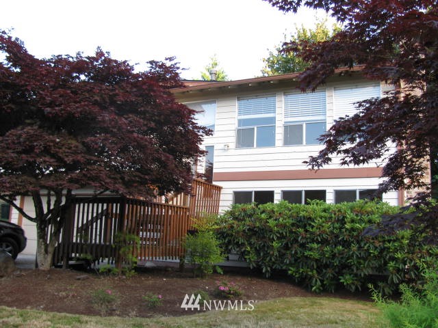 15919 Southeast 179th Street Renton, WA 98058 - Photo 3 of 16 Gallery Image 3