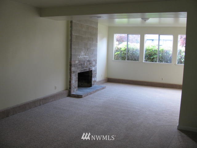 15919 Southeast 179th Street Renton, WA 98058 - Photo 8 of 16 Gallery Image 8