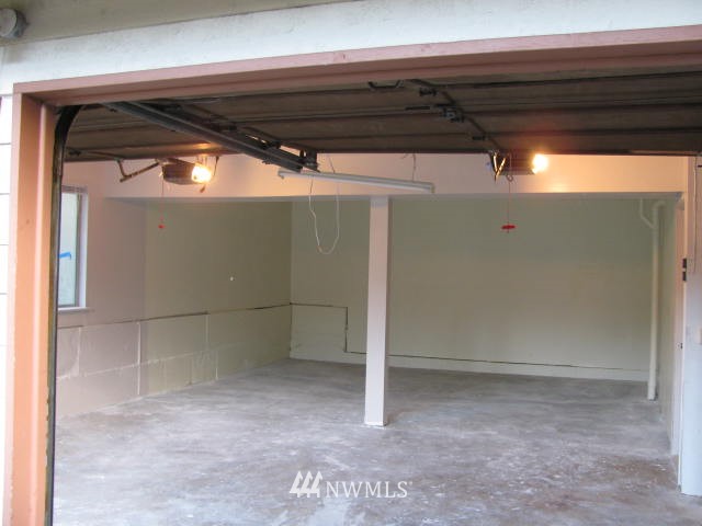15919 Southeast 179th Street Renton, WA 98058 - Photo 10 of 16 Gallery Image 10