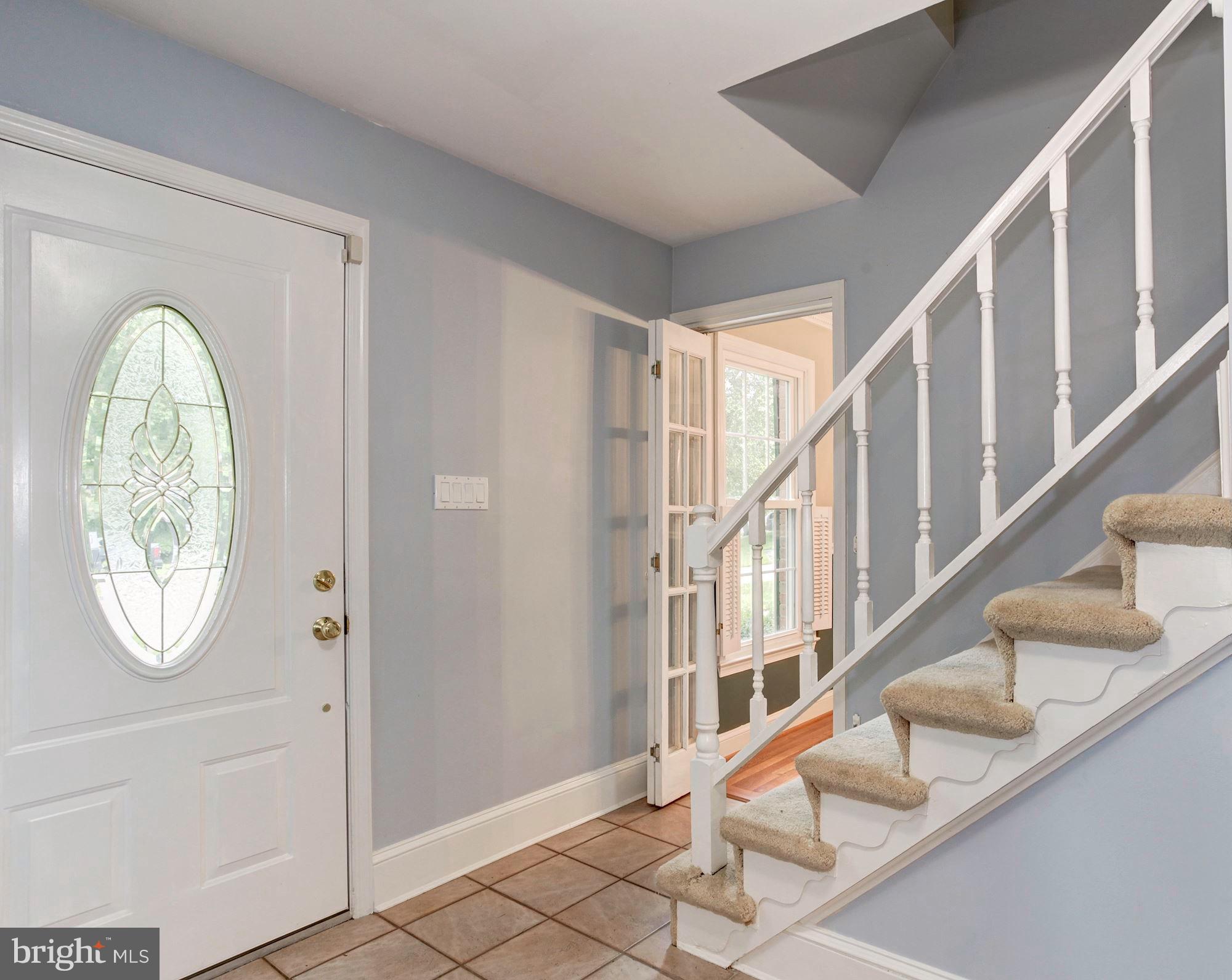 8409 Finlay Court Springfield, VA 22153 - Photo 2 of 31