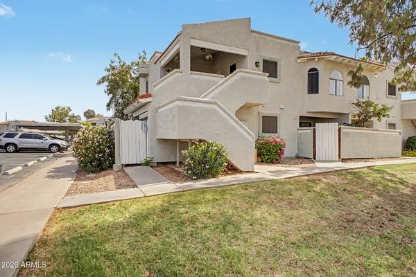 $275,000 | 850 South River Drive, Unit 2062, Tempe, AZ 85281