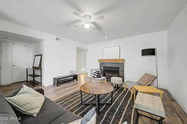 $275,000 | 850 South River Drive, Unit 2062, Tempe, AZ 85281