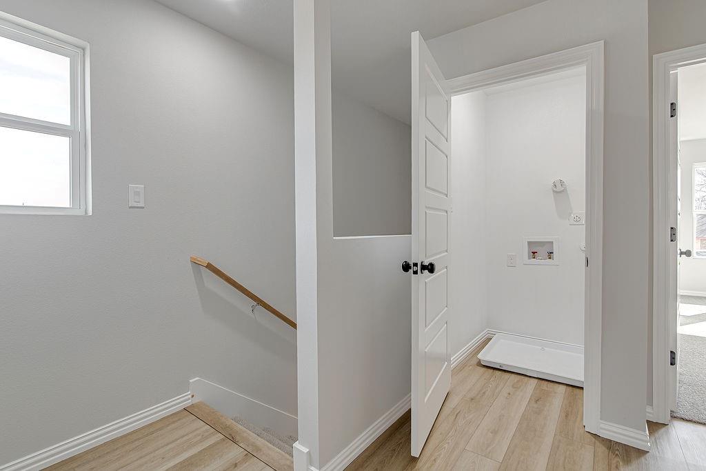 333 North Field Street Burleson, TX 76028 - Photo 14 of 35 a view of room