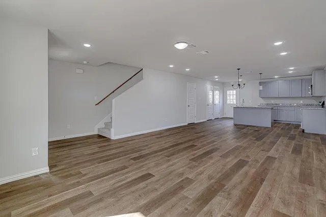 $509,000 | 333 North Field Street, Burleson, TX 76028