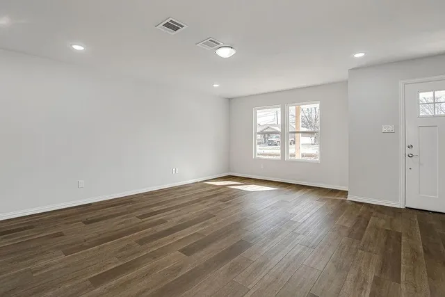 $509,000 | 333 North Field Street, Burleson, TX 76028