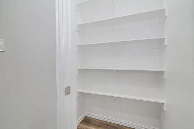 $509,000 | 333 North Field Street, Burleson, TX 76028