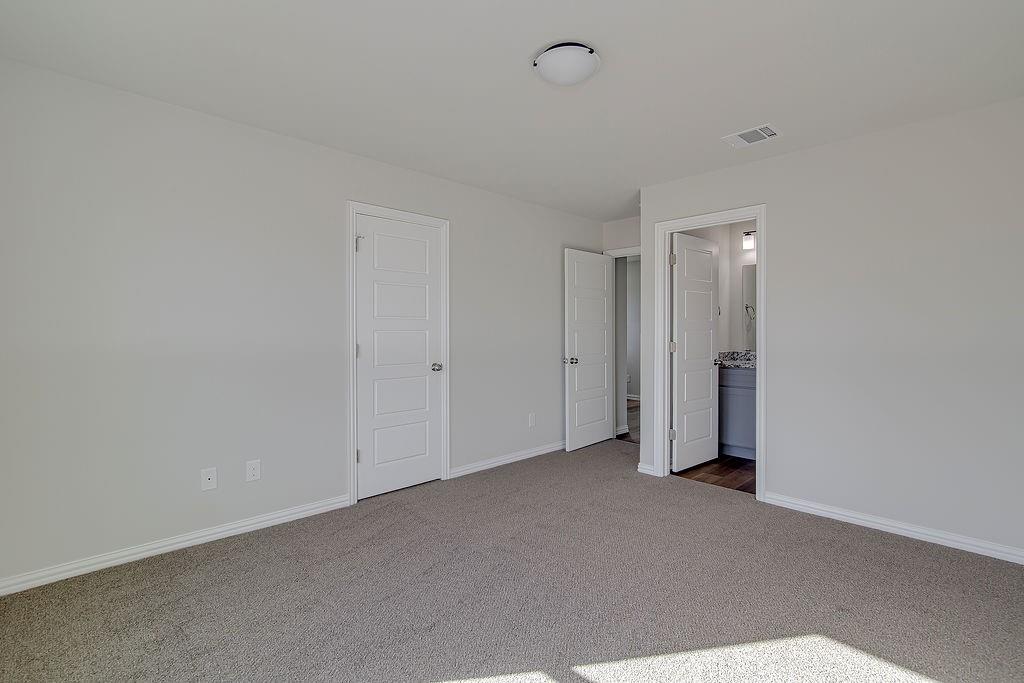 333 North Field Street Burleson, TX 76028 - Photo 34 of 35 a view of an empty room