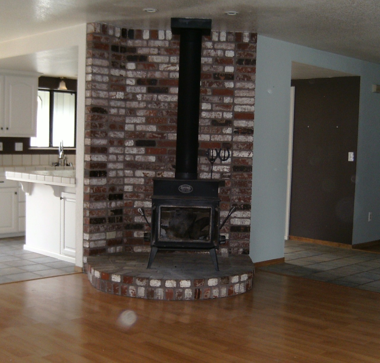 5071 Bidwell Road Redding, CA 96001 - Photo 11 of 15 Wood stove