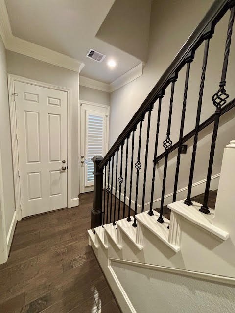 8970 Navigation Circle Montgomery, TX 77316 - Photo 32 of 47 a view of staircase with white walls