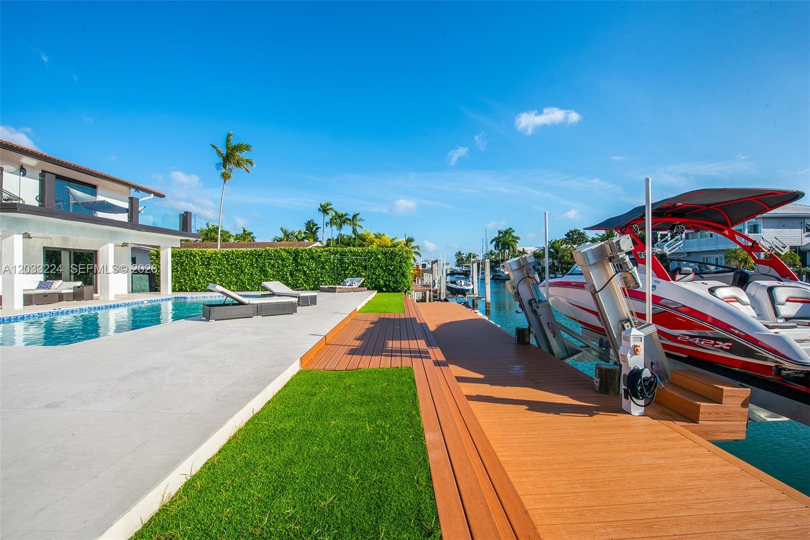 1942 Northeast 119th Road North Miami, FL 33181 - Photo 9 of 56