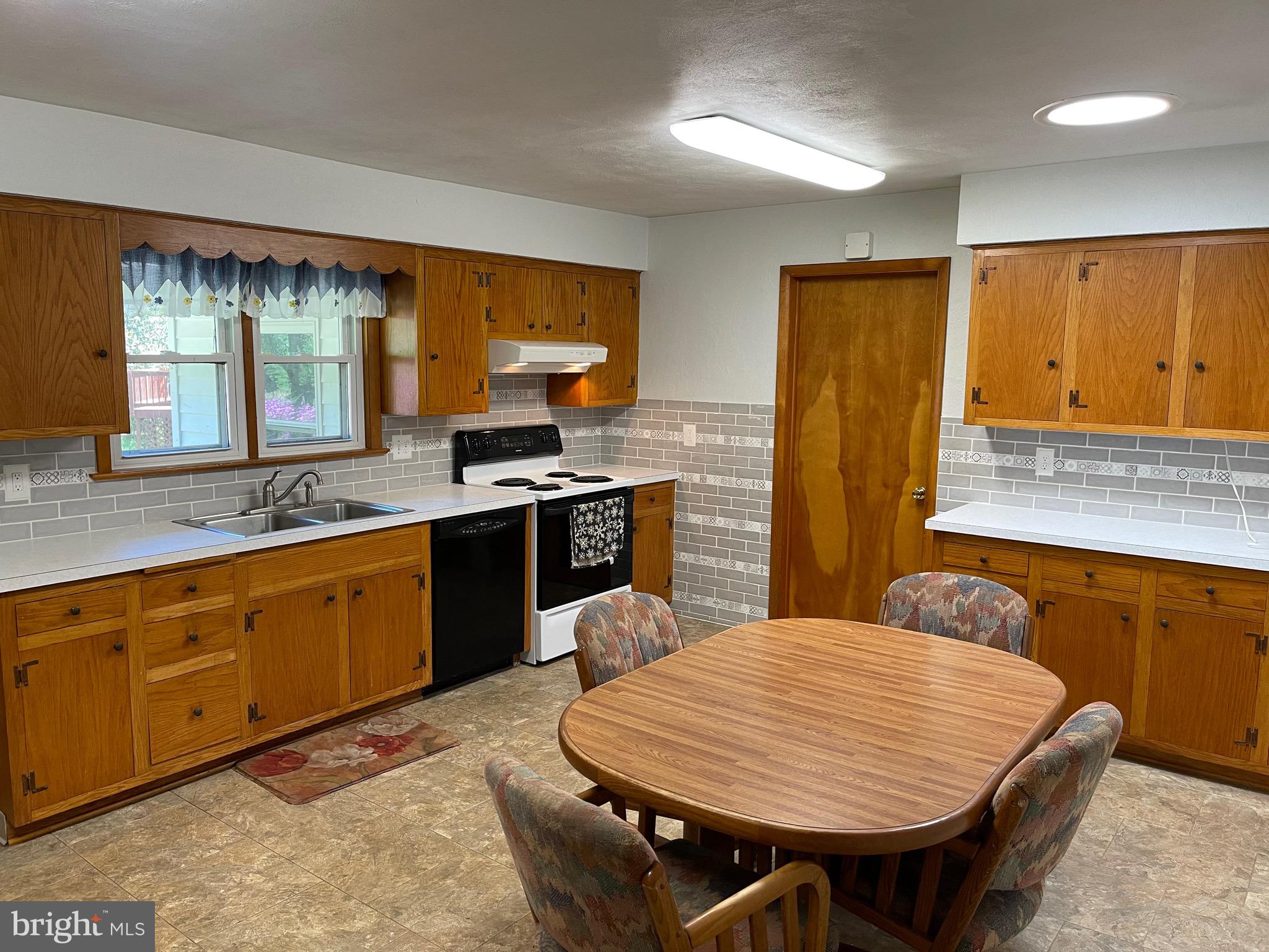 1423 Plank Road New Freedom, PA 17349 - Photo 30 of 54 Gallery Image 30