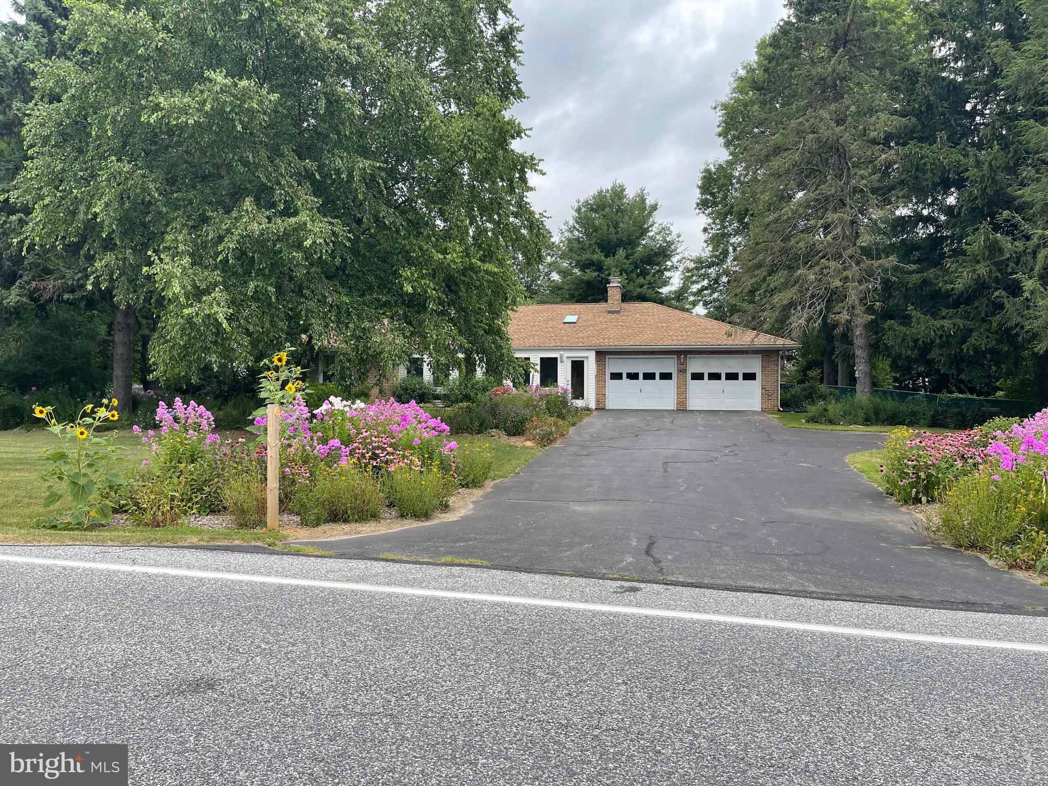 1423 Plank Road New Freedom, PA 17349 - Photo 4 of 54 Gallery Image 4