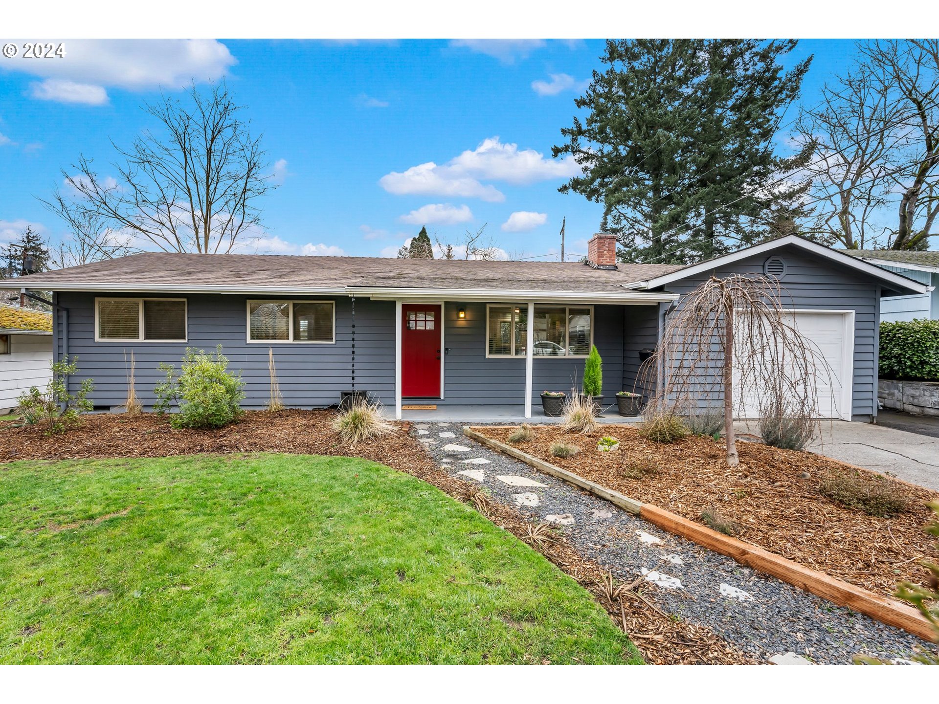 13040 Southwest Walker Road Beaverton, OR 97005 - Photo 1 of 37 Gallery Image 1