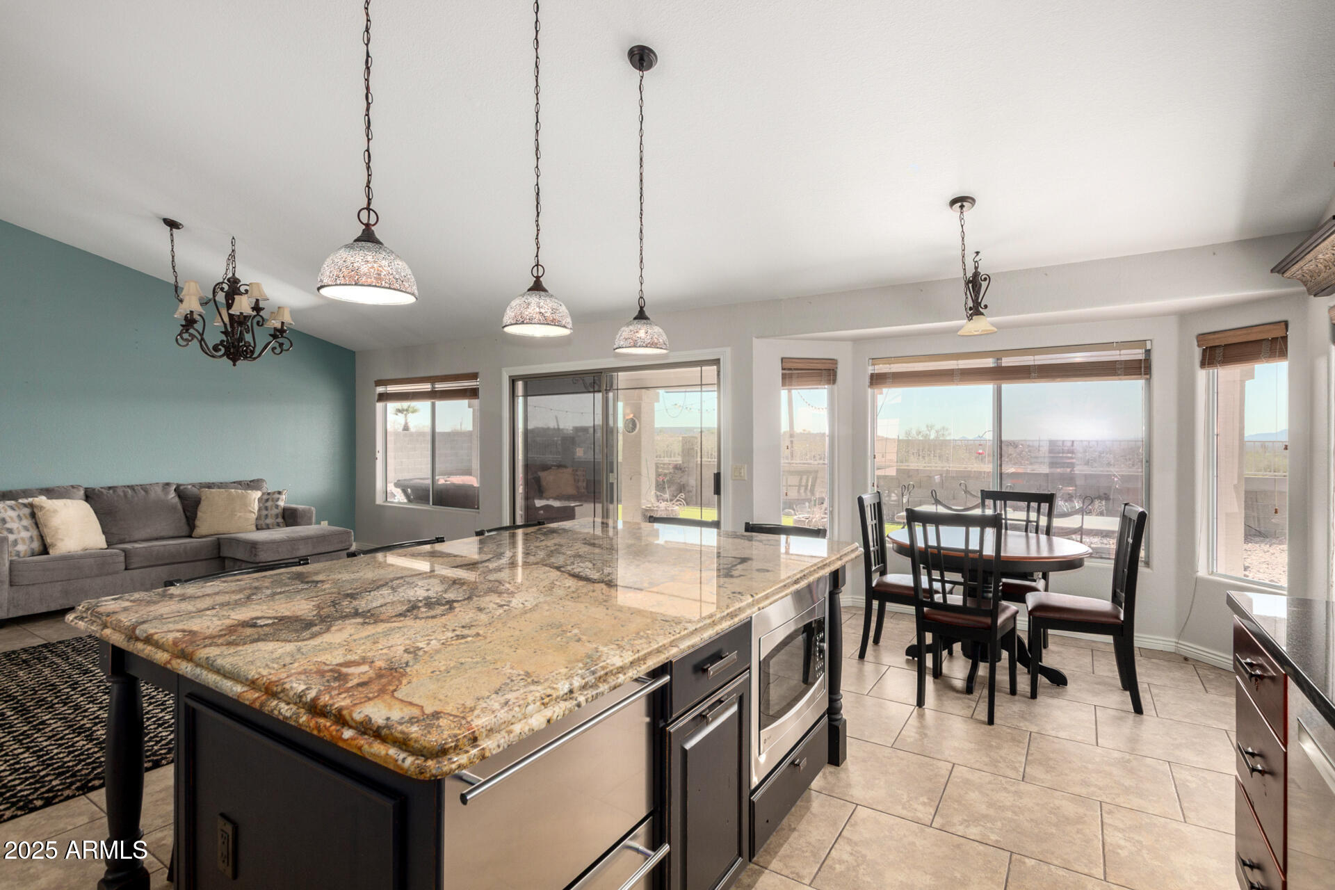 4304 North Ranier Mesa, AZ 85215 - Photo 13 of 33 13 Ranier